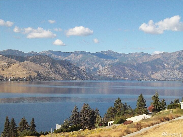 107 Shimmering Vista Lane  Chelan WA 98816 photo