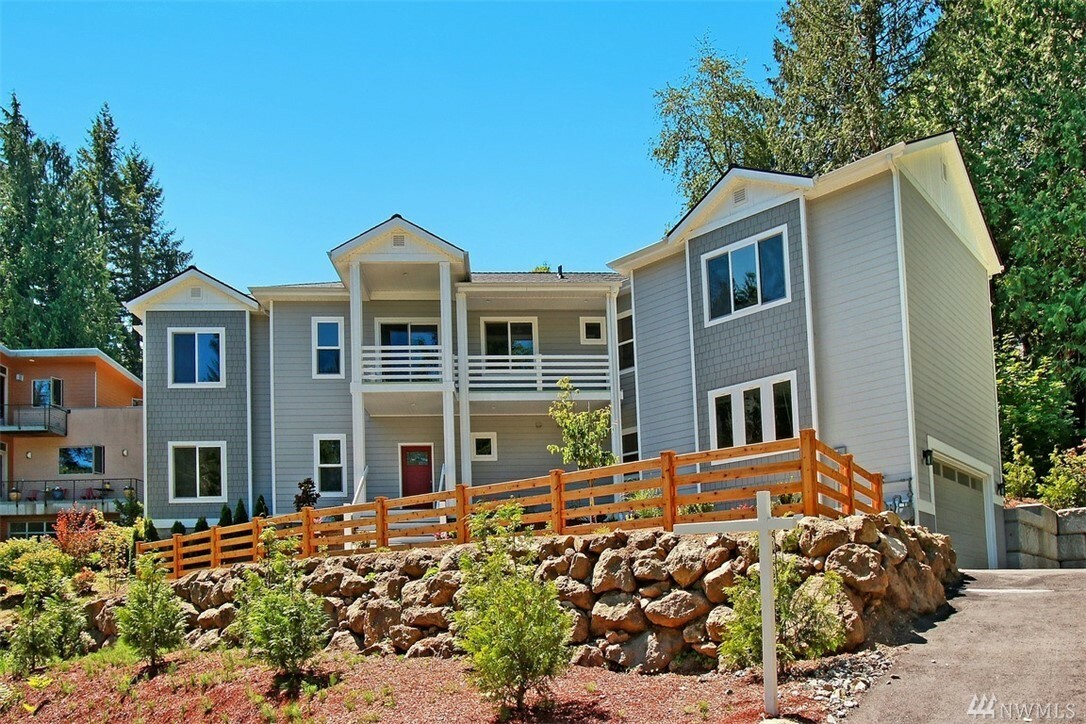 Property Photo:  1491 Sycamore Dr SE  WA 98027 