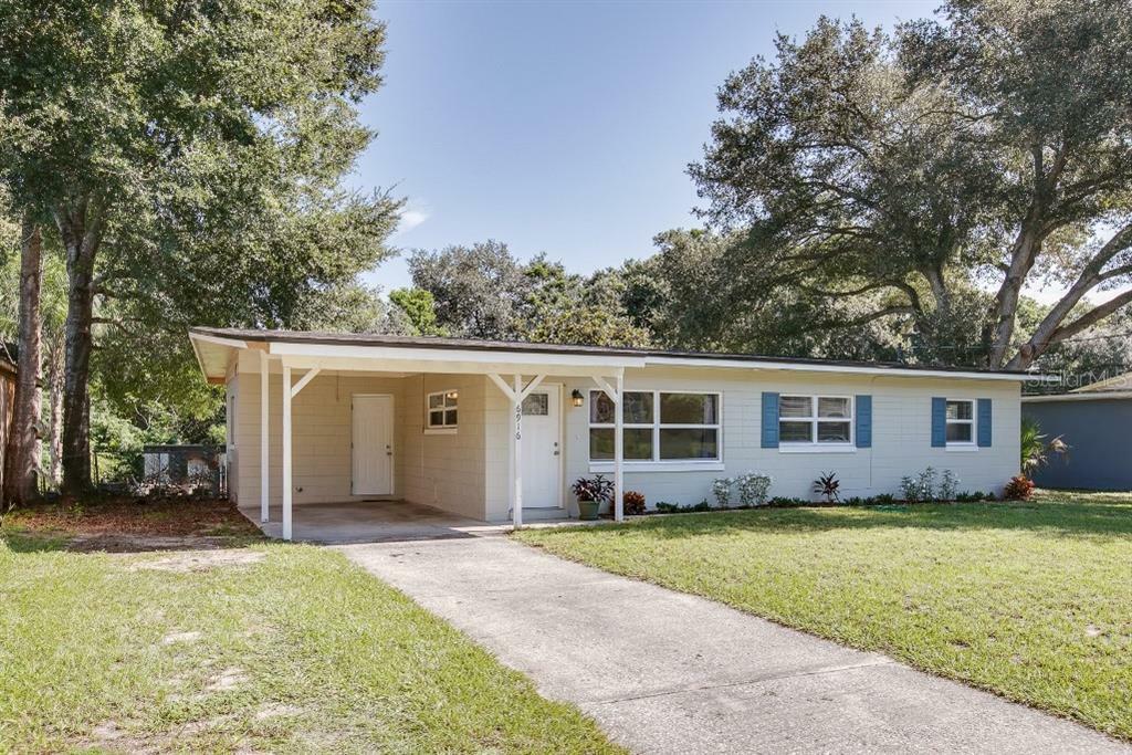 Property Photo:  6916 Fern Circle  FL 34748 