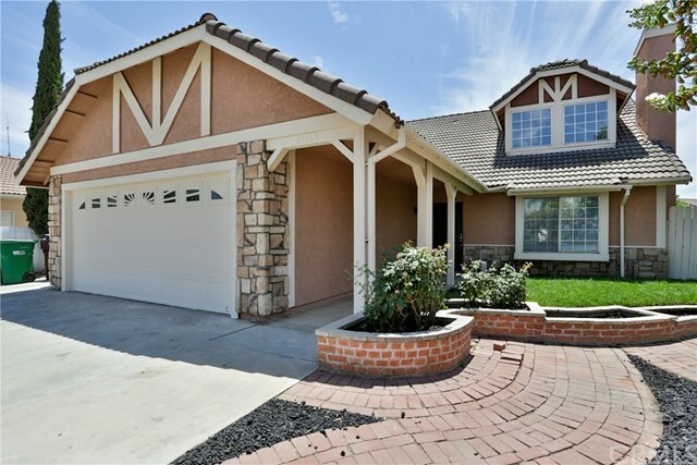 Property Photo:  25169 Vanessa Court  CA 92553 