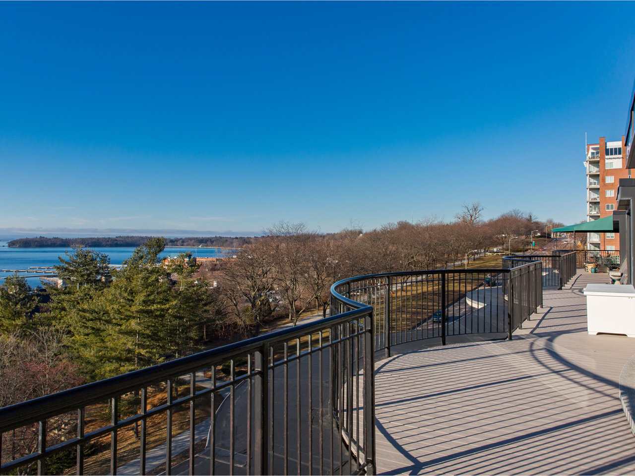 Property Photo:  40 College Street 601  VT 05401 