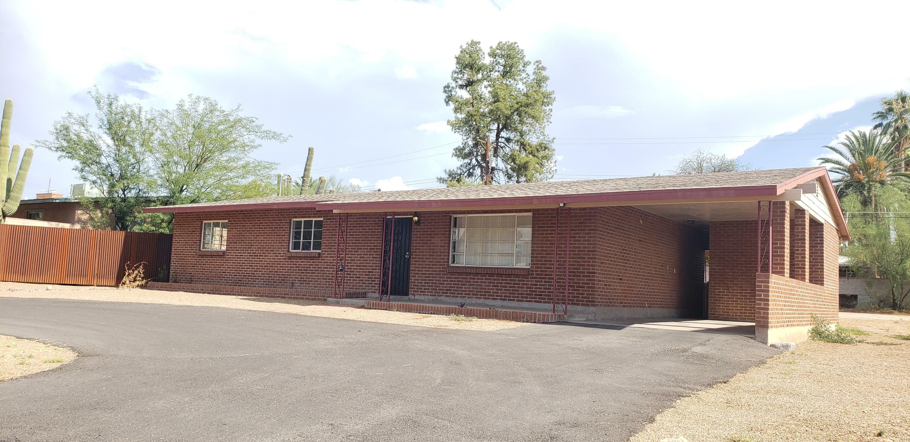 Property Photo:  5708 E 5th Street  AZ 85711 