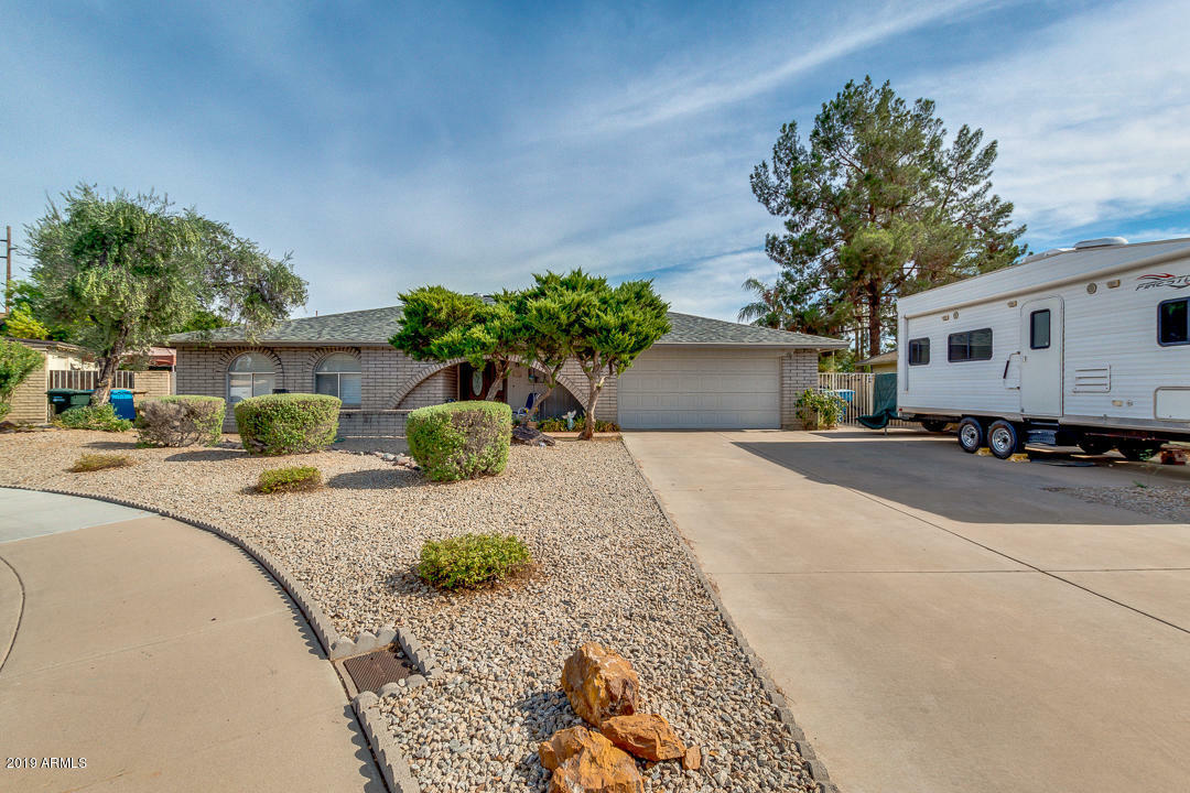 Property Photo:  4309 W Dahlia Drive  AZ 85304 