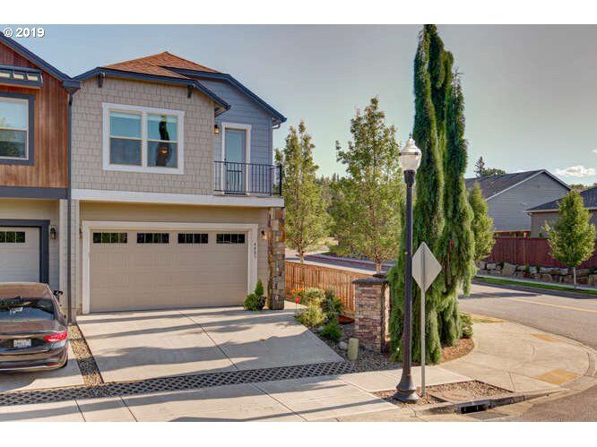 Property Photo:  4003 N 1st Way  WA 98642 