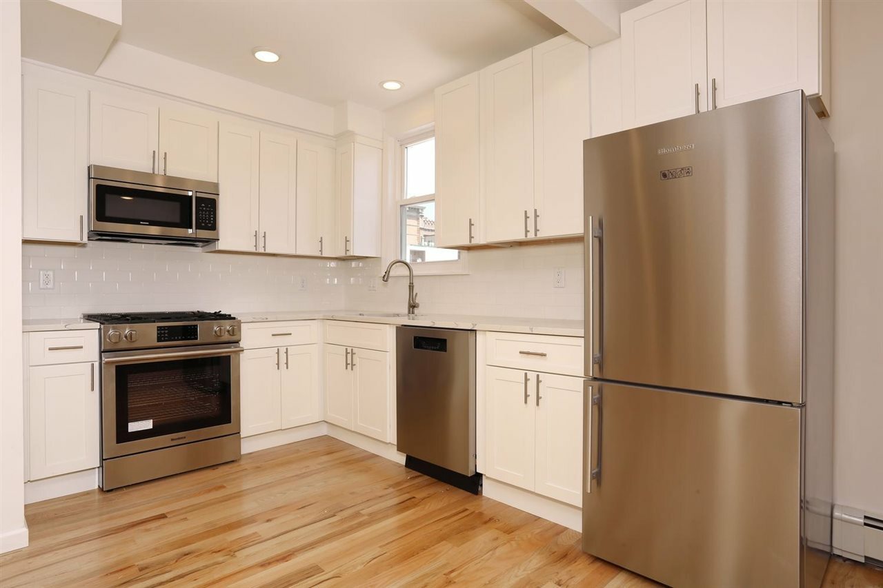 Property Photo:  413 Jefferson St 3  NJ 07030 