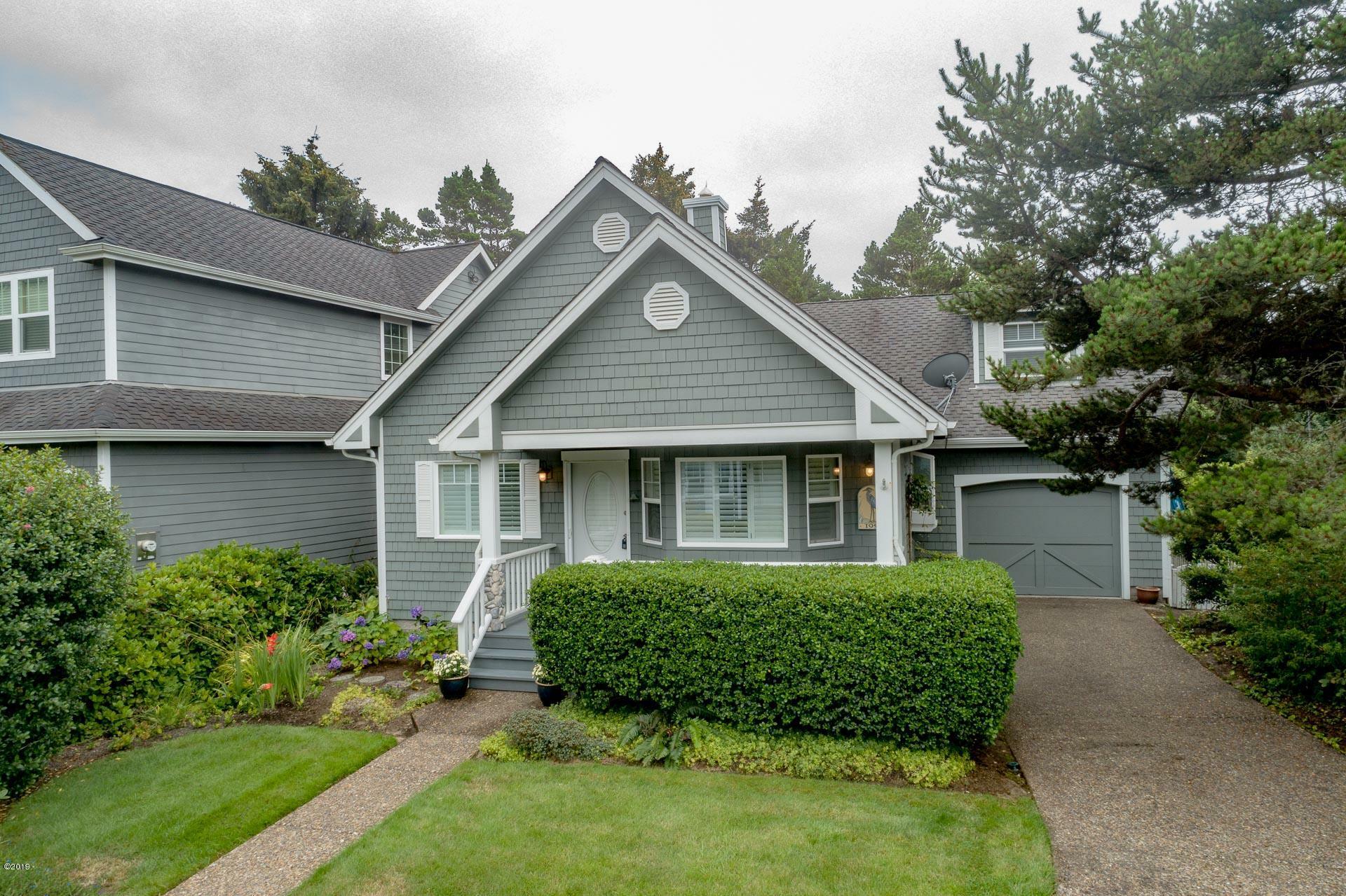 Property Photo:  195 SW 61 St  OR 97366 