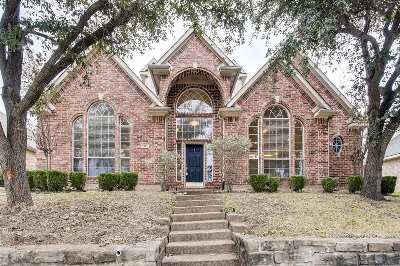 Property Photo:  1915 Clubview Drive  TX 75087 