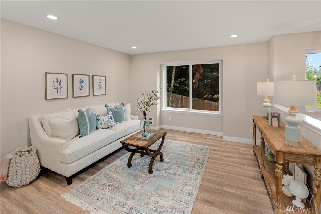 Property Photo: 4331 Shadowood Dr WA 98236
