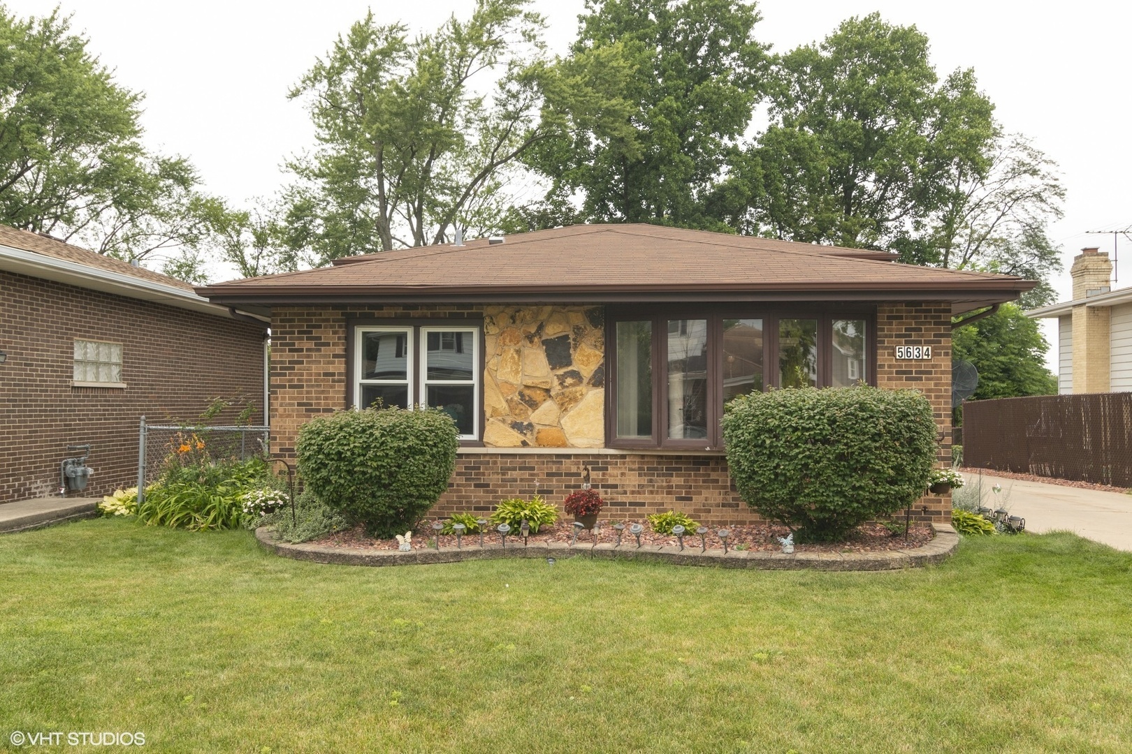 Property Photo:  5634 Murray Drive  IL 60163 