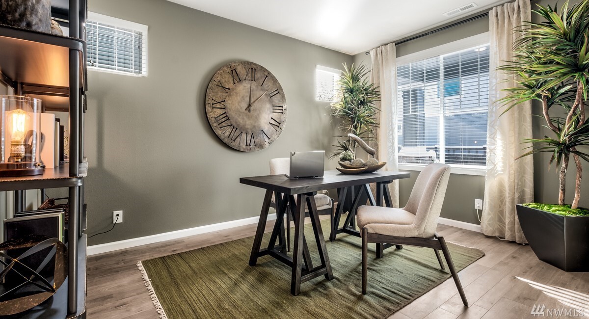 Property Photo: 32675 Stuart Ave SE 07 WA 98010
