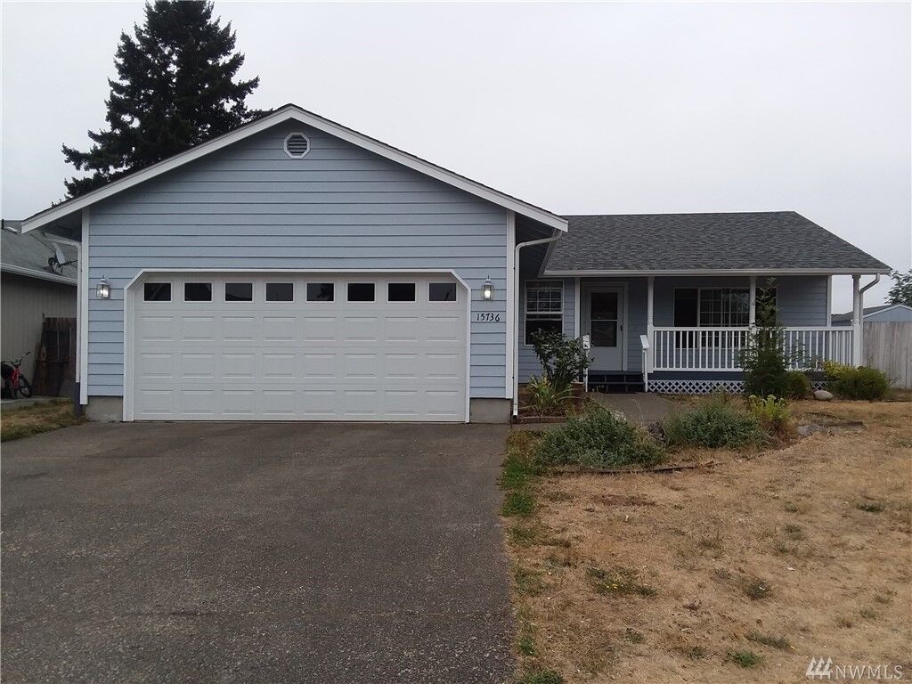 Property Photo: 15736 95th Ct SE WA 98597