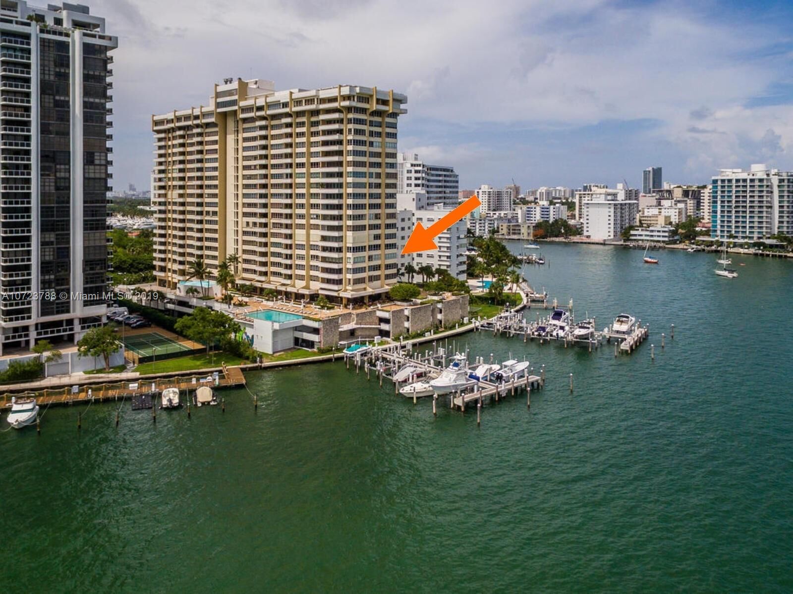 Property Photo:  11 Island Ave 402  FL 33139 