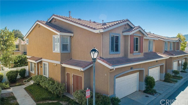 Property Photo:  25406 Parkwood Lane  CA 91350 