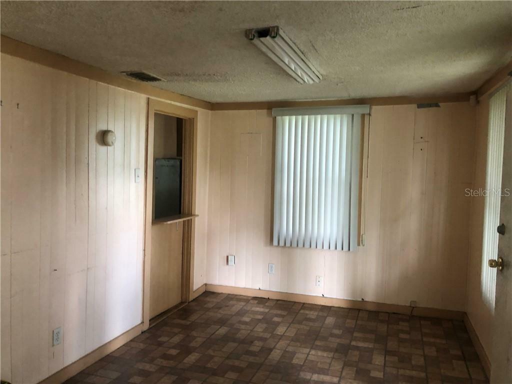 Property Photo:  2033 W Parker Street  FL 33815 