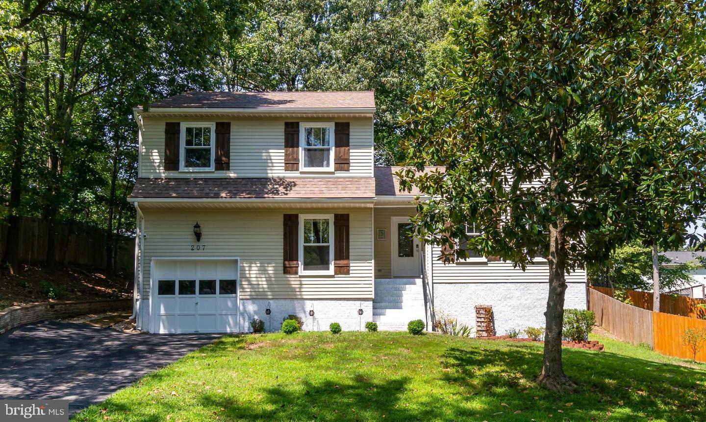 Property Photo:  207 Coldspring Drive  VA 22554 