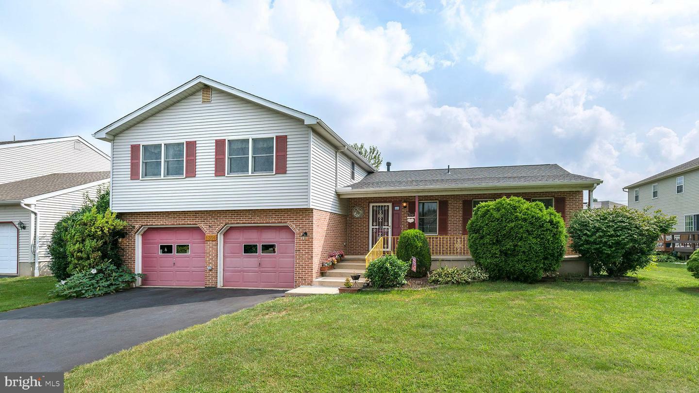 Property Photo:  1301 Fredrick Boulevard  PA 19605 