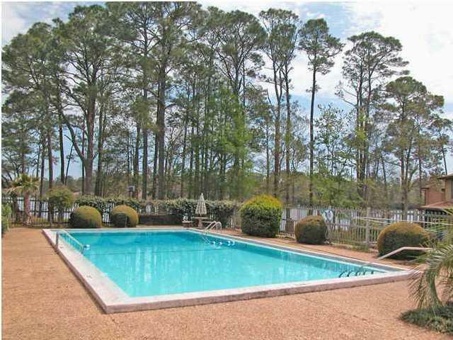 86 Hidden Cove Court  Valparaiso FL 32580 photo