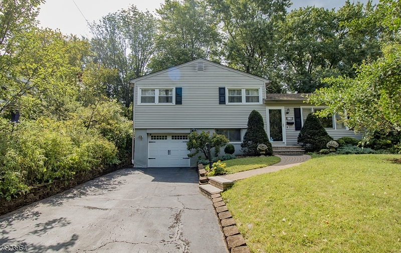 Property Photo:  113 S Glenwood Rd  NJ 07023 