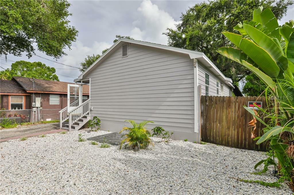 Property Photo:  1645 24th Street  FL 34234 