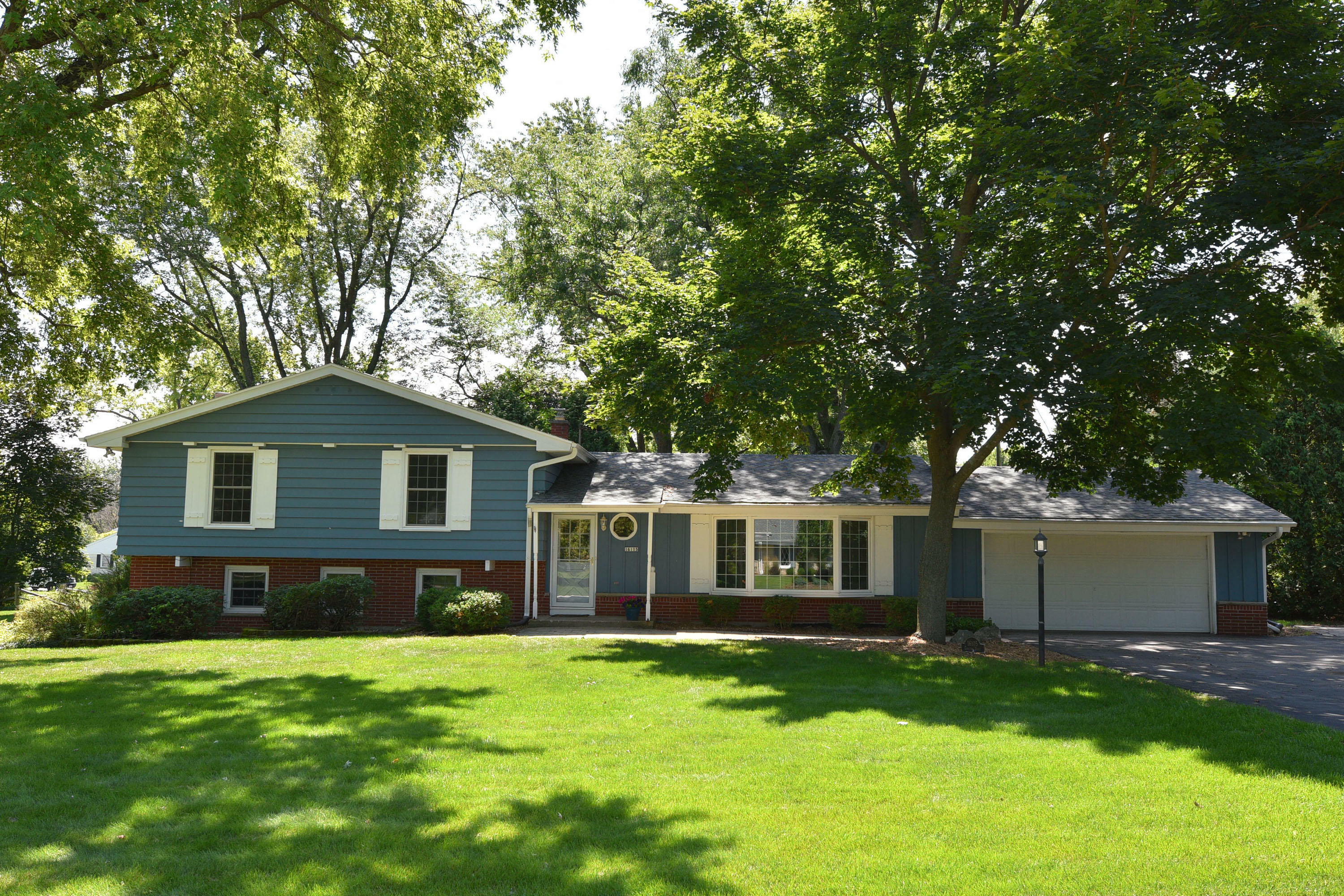 Property Photo:  16105 Choctaw Trl  WI 53005 