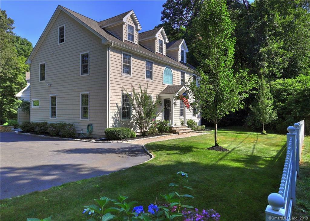 Property Photo: 174 Wolf Harbor Road CT 06461