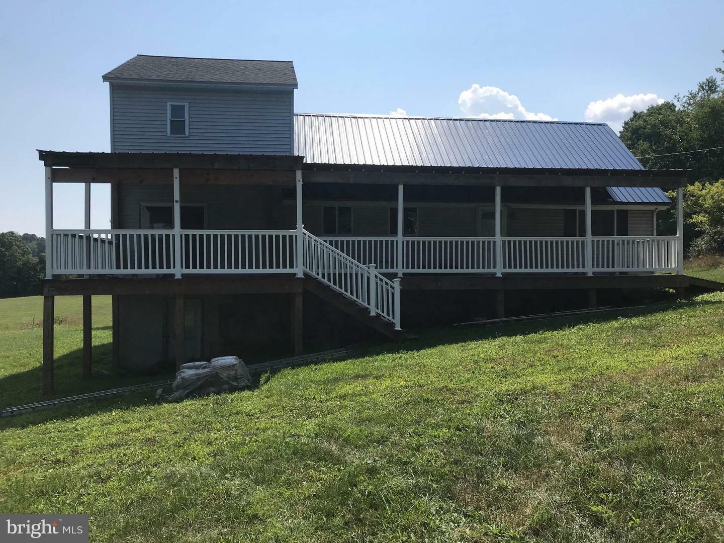 Property Photo: 109 Budding Dogwood Lane WV 25427