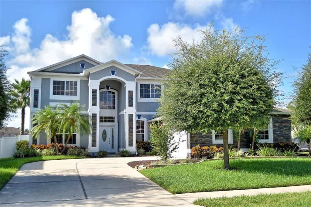 Property Photo:  2018 Beardsley Drive  FL 32703 