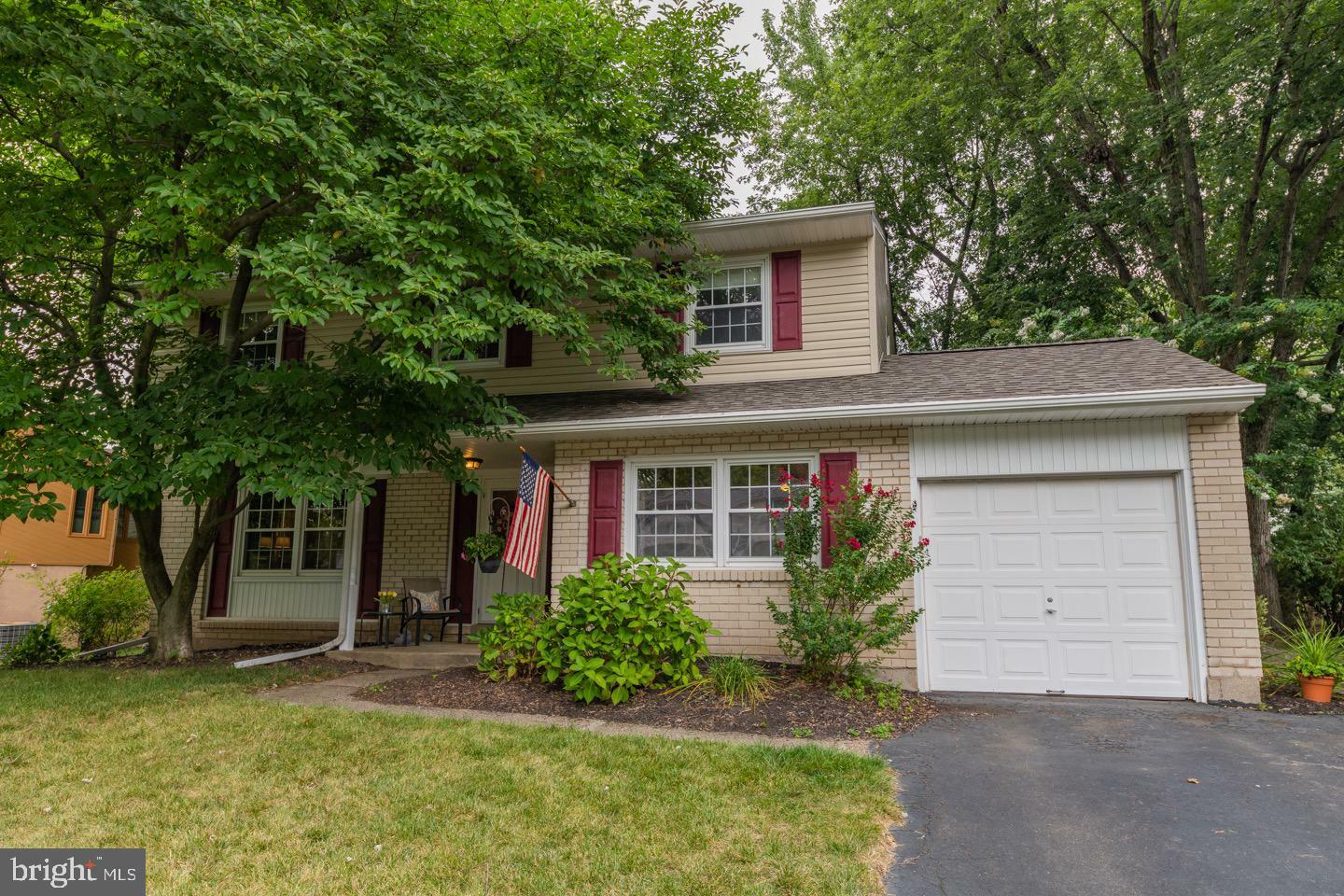 Property Photo:  807 Concord Place  PA 19446 