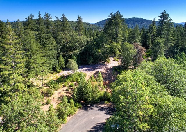 Property Photo: 8663 Fox Drive CA 95426