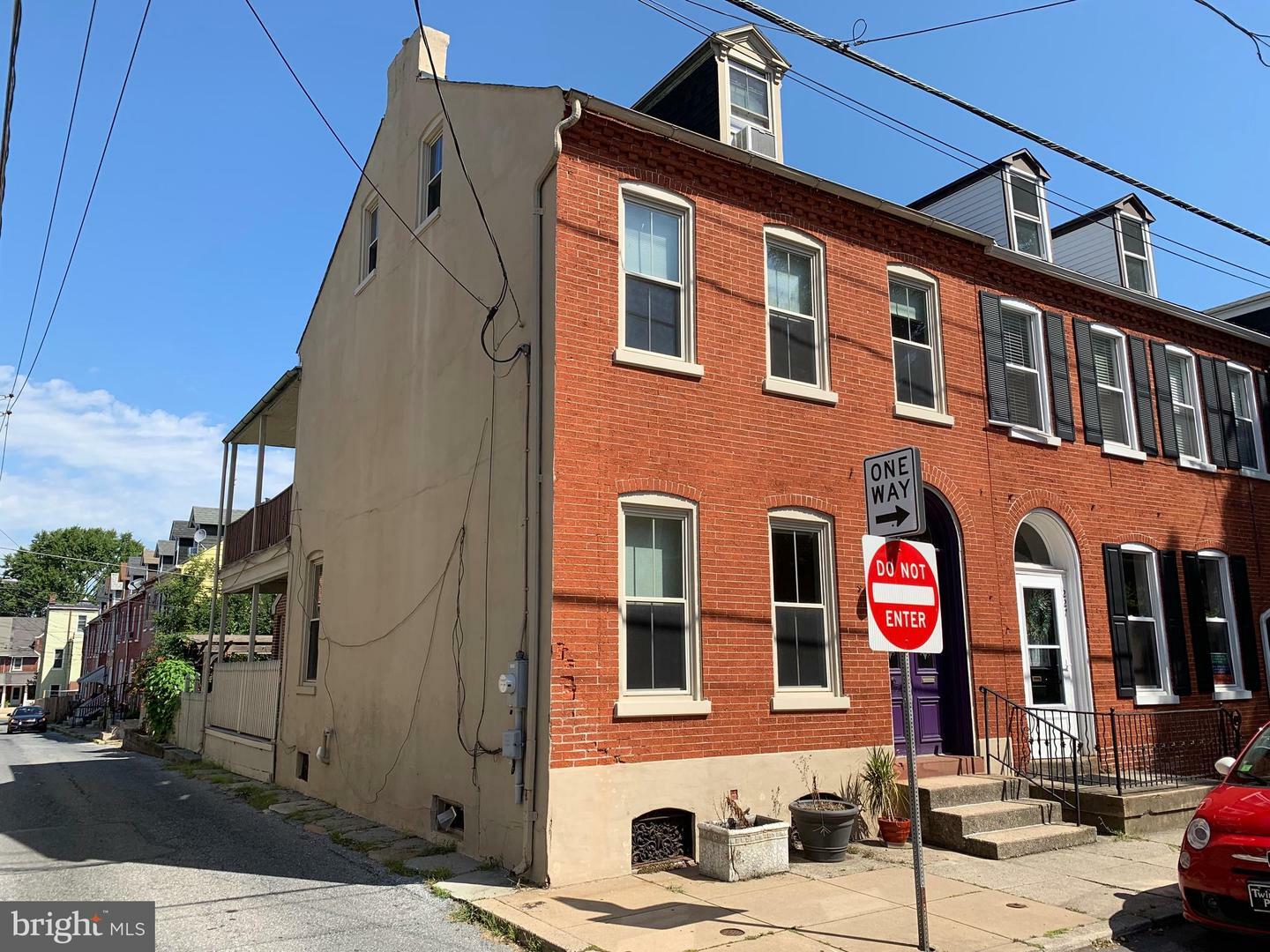 Property Photo: 225 E Frederick Street PA 17602