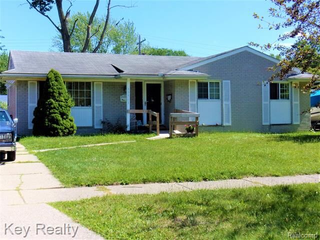 Property Photo:  15561 Brandt Street  MI 48174 