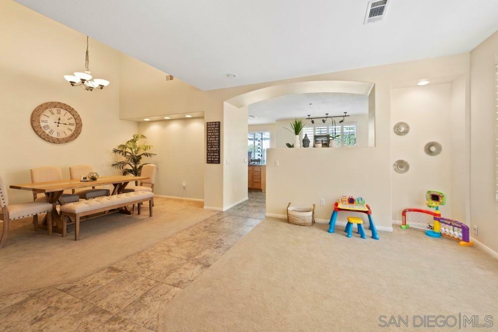 Property Photo:  10522 Clasico Ct  CA 92127 