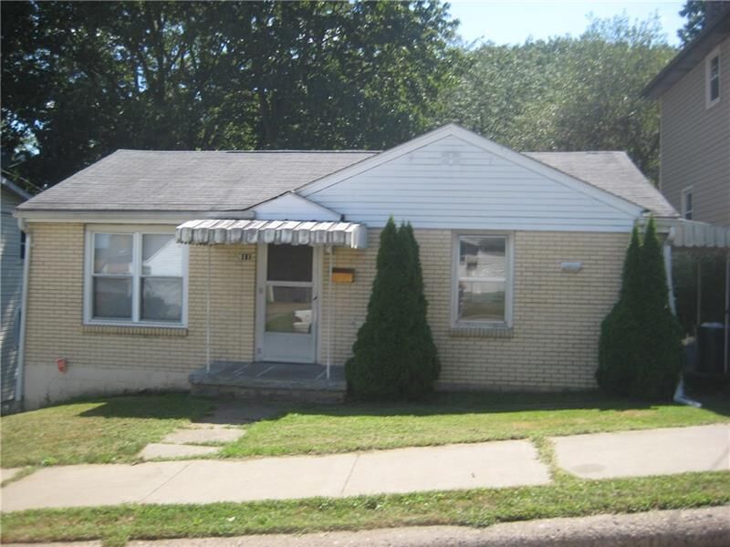 Property Photo: 811 Vine Street PA 15108