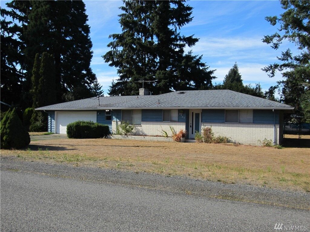 Property Photo: 5205 76th Place NE WA 98270