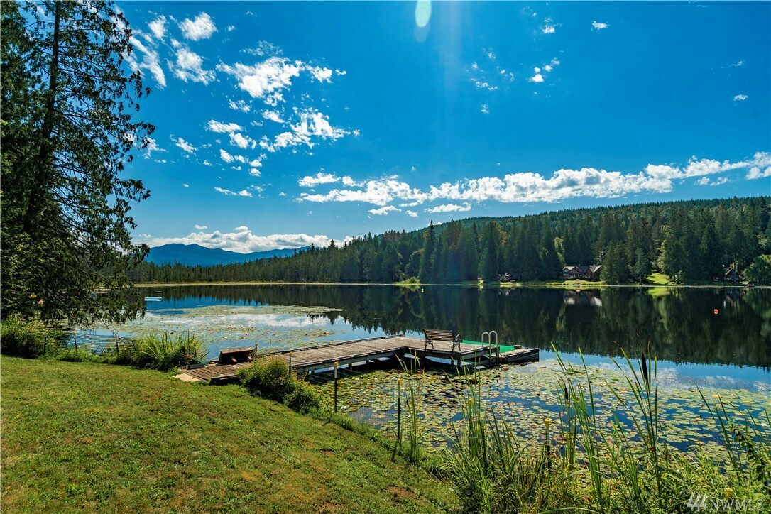 Property Photo: 27513 SE 306th St WA 98010