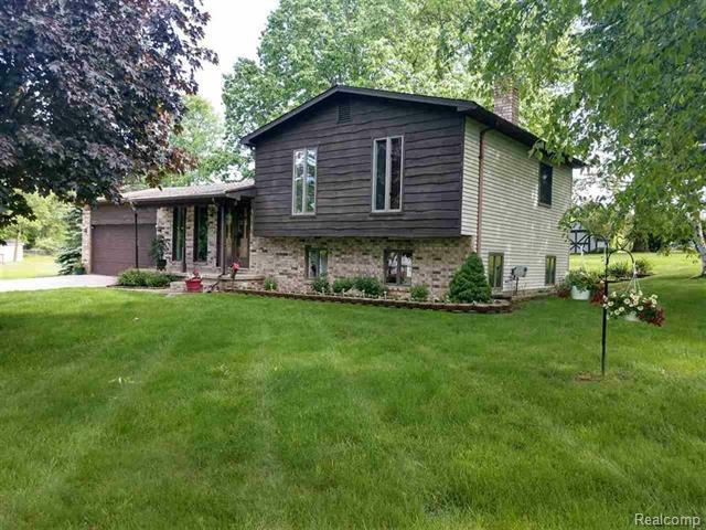 6120 Byram Lake Drive  Linden MI 48451 photo