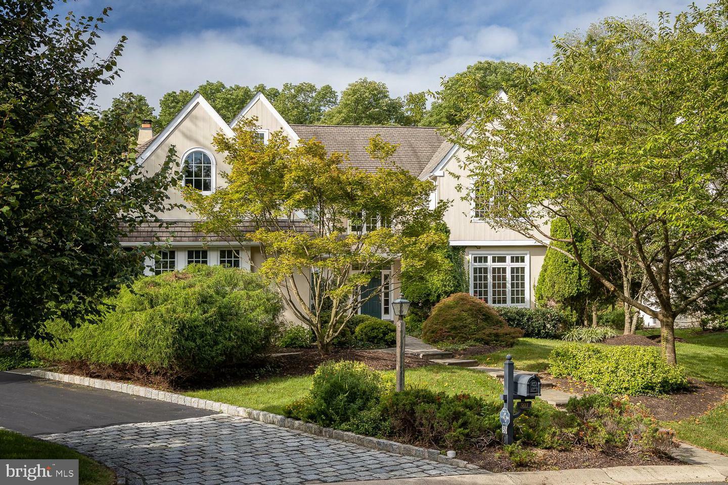 Property Photo: 503 Wildflower Lane PA 19063