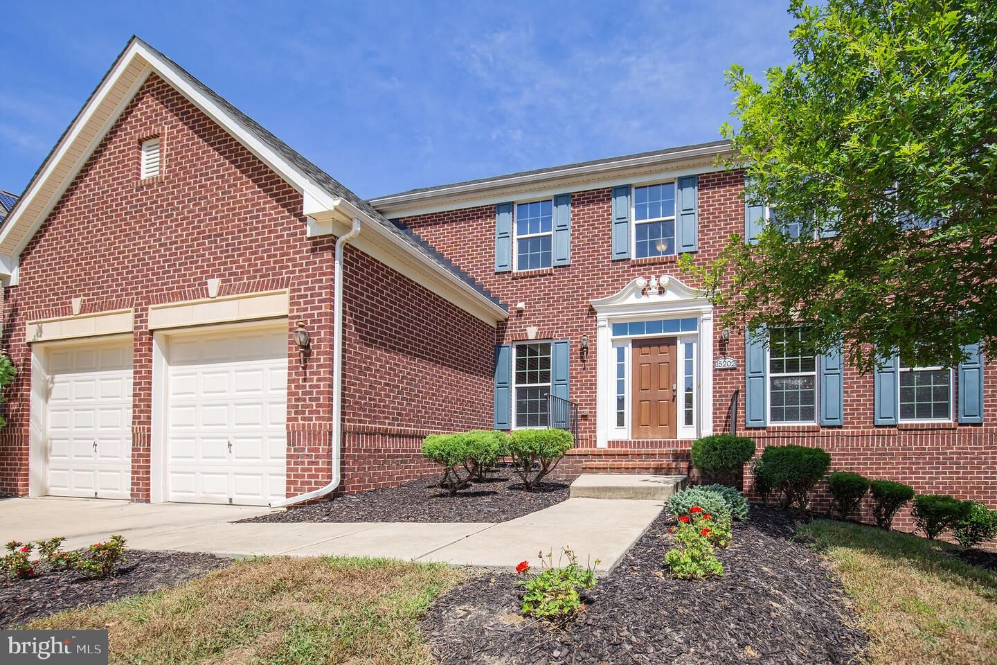 Property Photo: 15202 Lincolnshire Place MD 20774