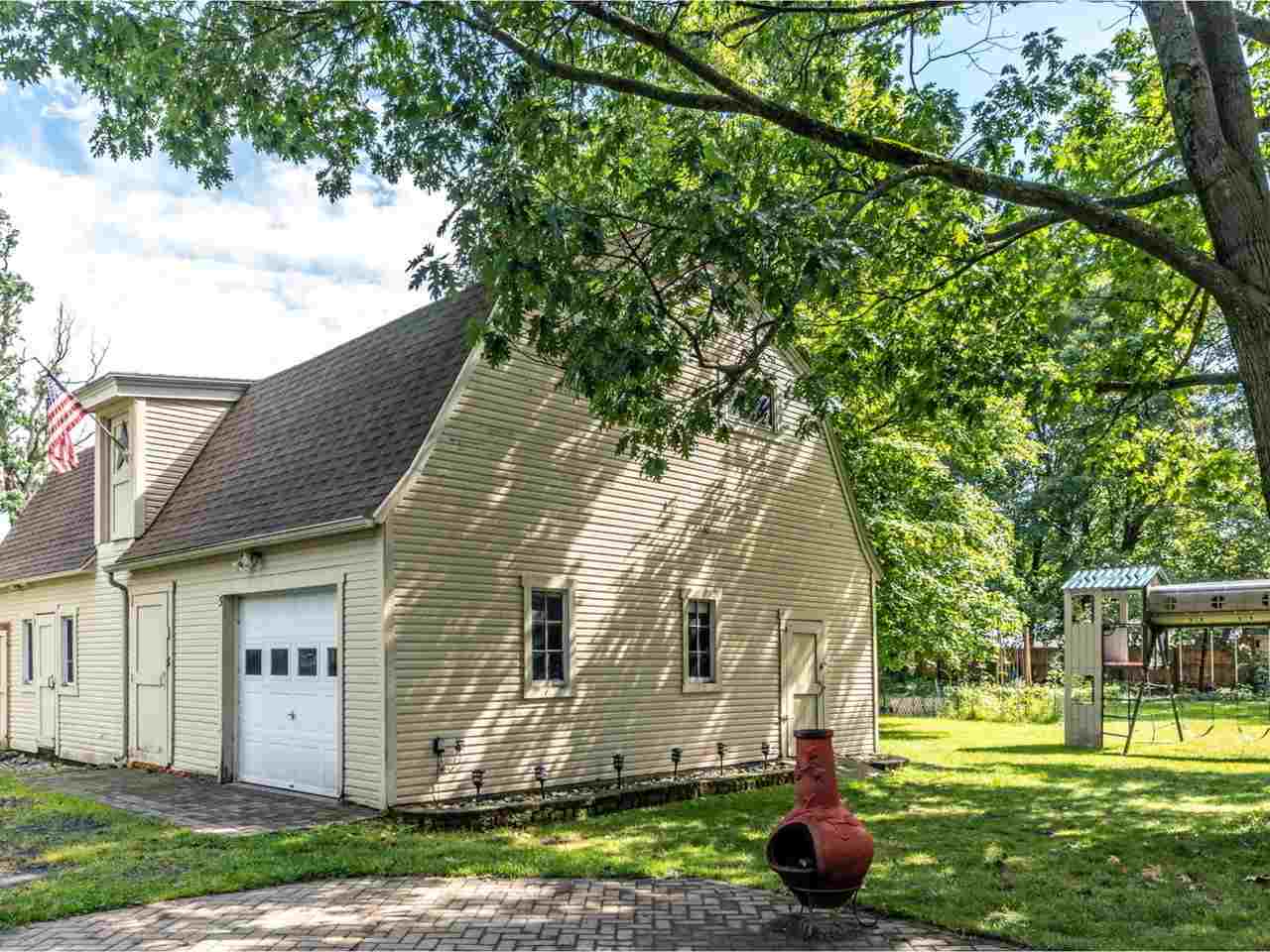 Property Photo:  3 Barnum Street  VT 05468 