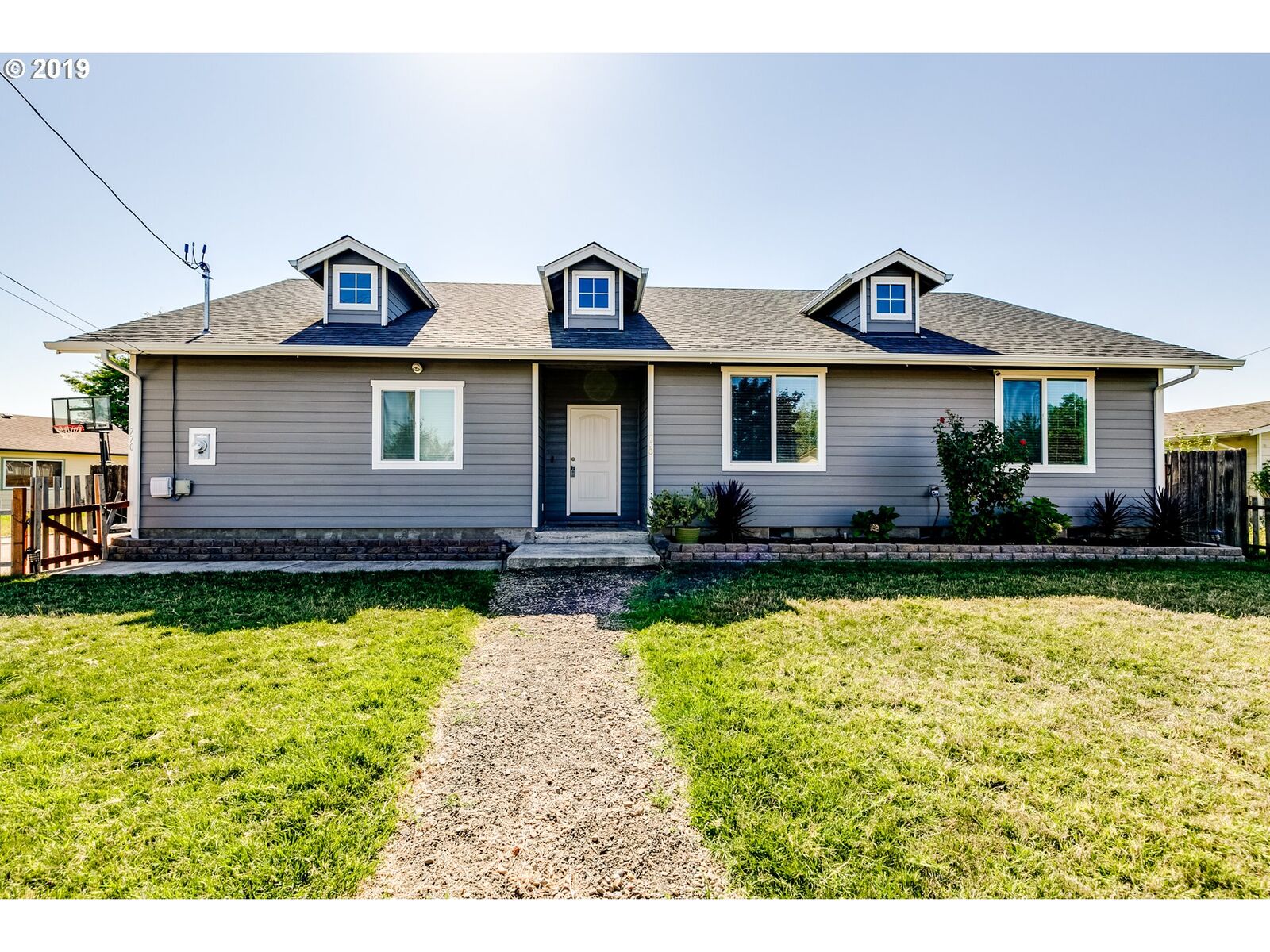Property Photo:  770 Diamond Hill Rd  OR 97446 