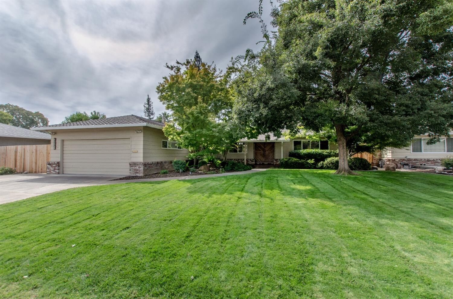 Property Photo:  4326 Rio Tinto Avenue  CA 95821 