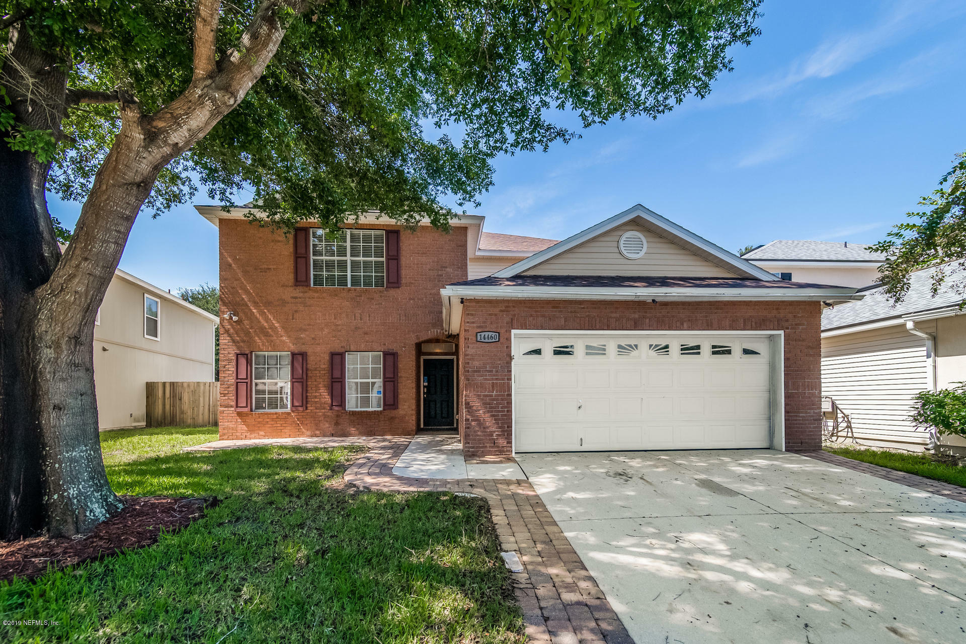 Property Photo: 14460 Woodfield Circle N FL 32258