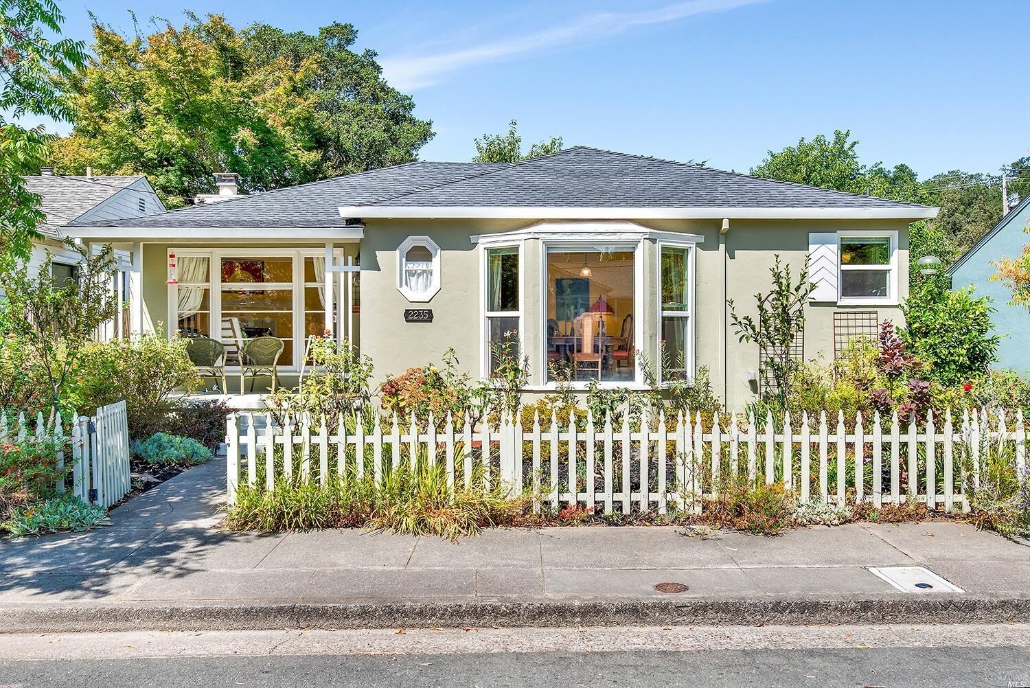 Property Photo:  2235 Grahn Drive  CA 95404 