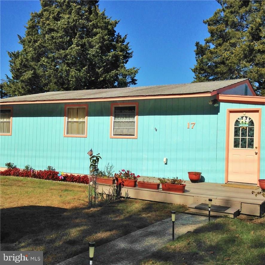 Property Photo: 17 Admiral Drive NJ 08087