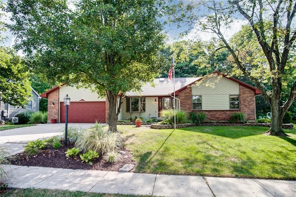 Property Photo: 510 Foliage Lane OH 45066