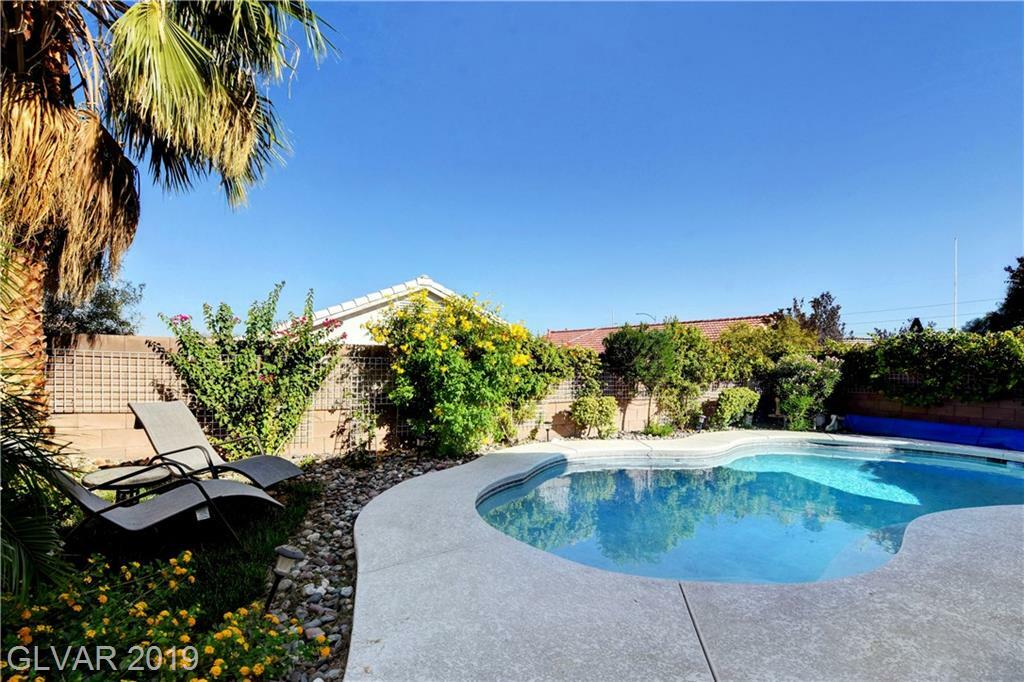 Property Photo: 6072 Camden Cove Street NV 89081