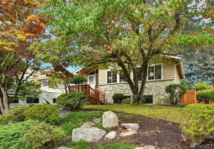 15030 NE 9th Place  Bellevue WA 98007 photo