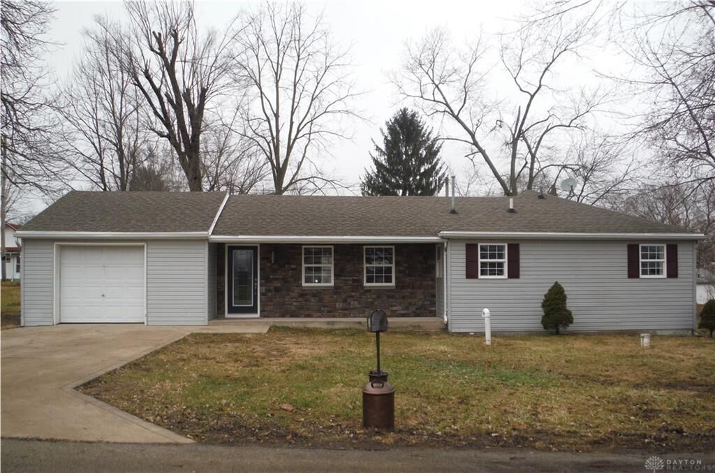 Property Photo: 230 Grove Road OH 45341