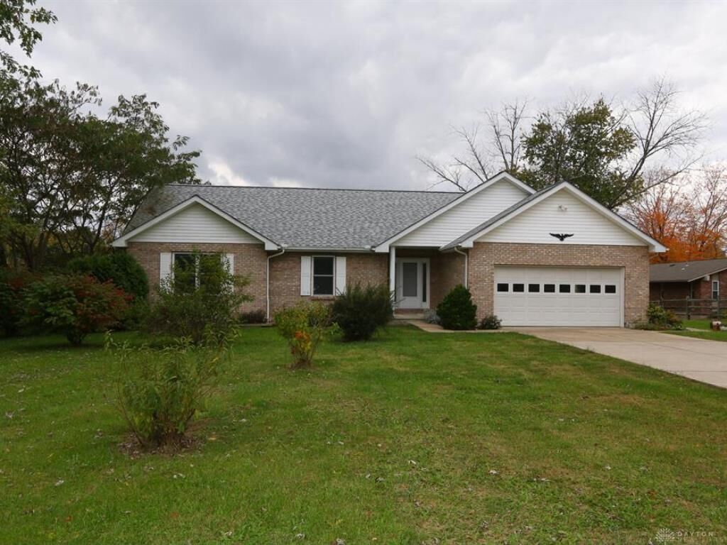 Property Photo: 1639-1640 Lorelei Drive OH 45118