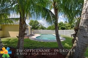 Property Photo: 801 NE 24th St FL 33064